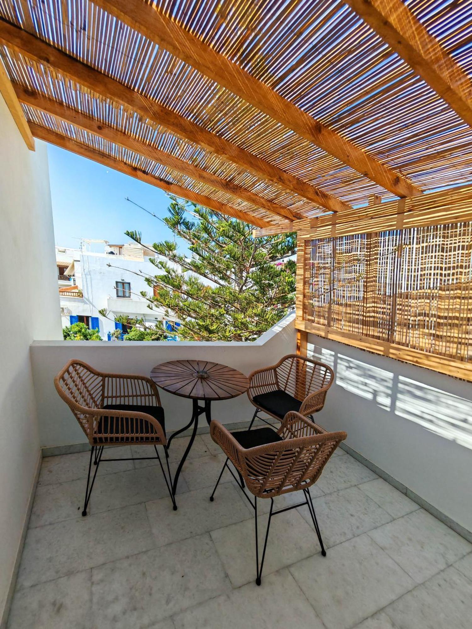 Paraga Suites Naxos City المظهر الخارجي الصورة