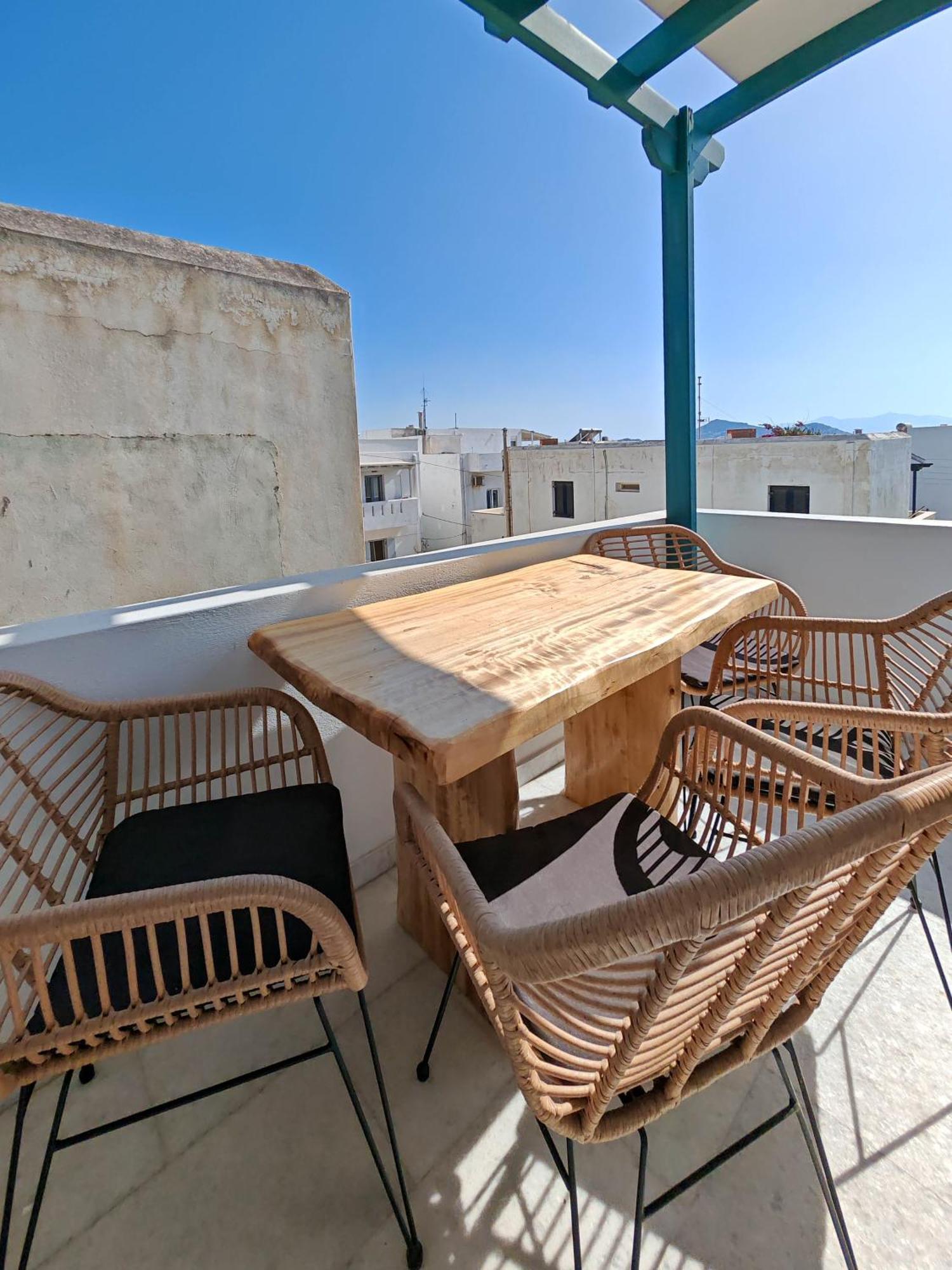Paraga Suites Naxos City المظهر الخارجي الصورة