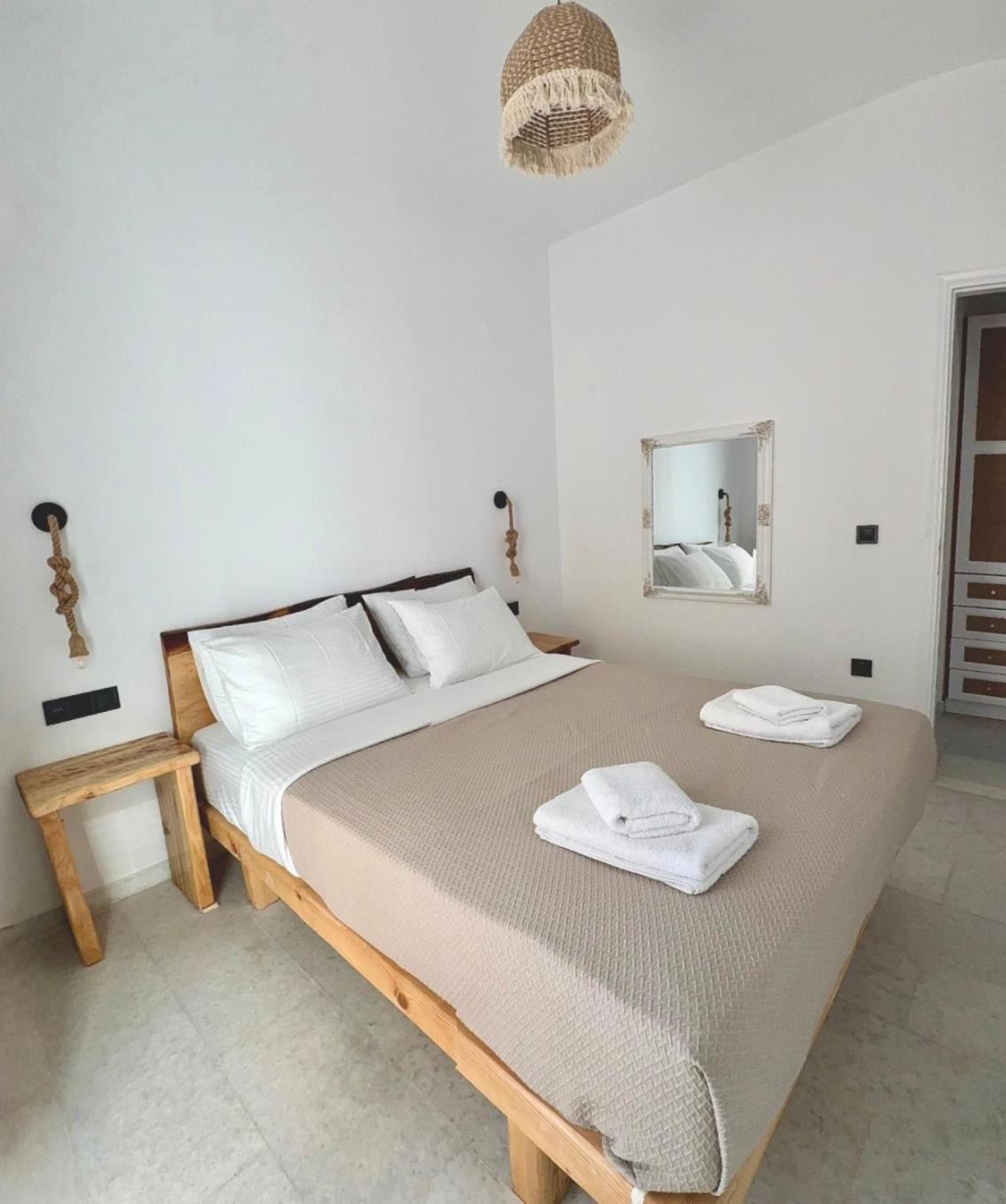 Paraga Suites Naxos City المظهر الخارجي الصورة